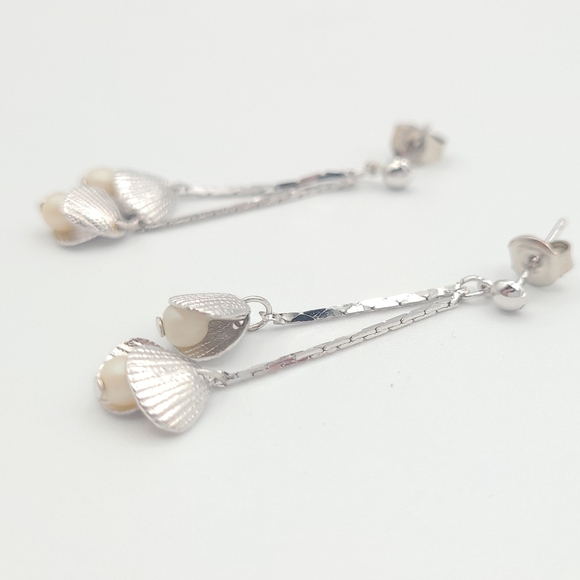Silver Seashell Drop Earrings with Pearl | Dainty Beach Coastal Jewelry - Picture 4 of 9